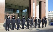 本溪县公安局举行“践初心、担使命、平安大巡游”活动庆祝首个警察节到来